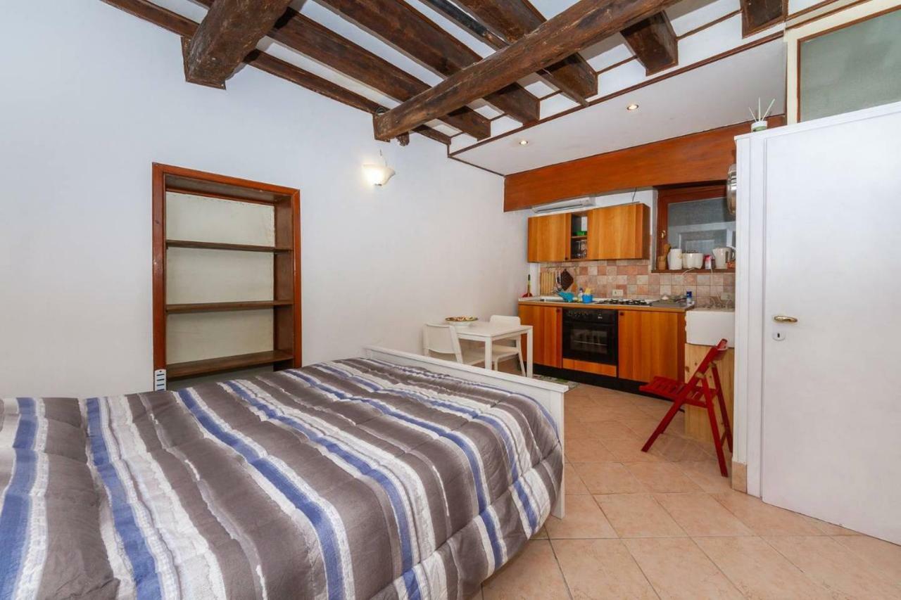 A Couple Of Steps From Rialto Apartment Venice Exterior photo
